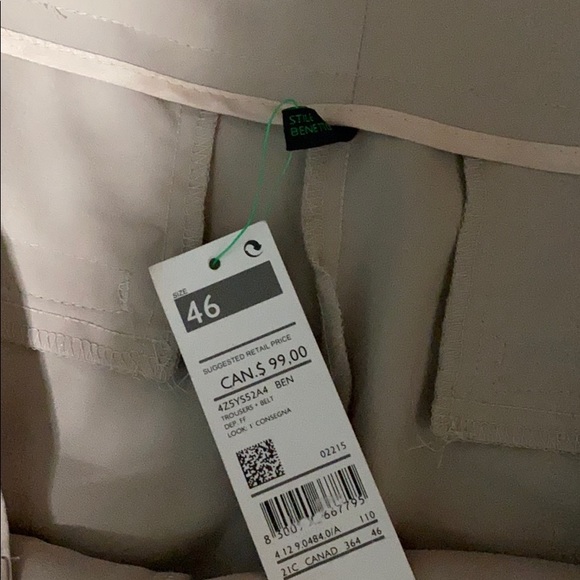 Low rise pants - Picture 2 of 3